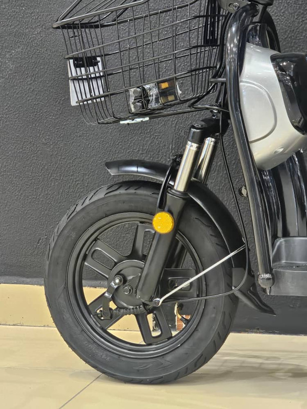 موتور سیکلت برقی ( دوچرخه برقی ) VLRA مدل DELIVERY با باتری قابل حمل