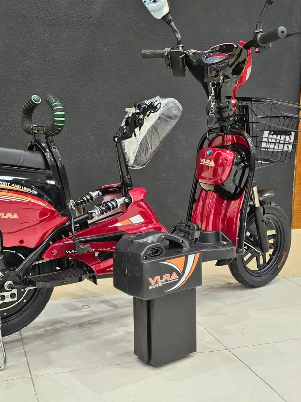 موتور سیکلت برقی ( دوچرخه برقی ) VLRA مدل DELIVERY با باتری قابل حمل